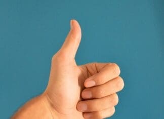 ΓΙΝΕ ΧΟΡΗΓΟΣ Χορηγία Κυκλική Δημοκρατία, υποστήριξη τοπικής κοινωνίας και βιωσιμότητα.