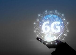 Ποιές είναι οι προκλήσεις σε ένα μέλλον με 6G ; Άνθρωπος με ψηφιακό δίκτυο και 6G, τεχνολογία και δημοκρατία.