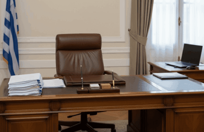 Κυκλική Δημοκρατία. Προώθηση δημοκρατίας με κυκλική διακυβέρνηση και συμμετοχή πολιτών.