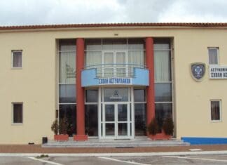 Η ΚΥΒΕΡΝΗΣΗ ΥΠΟΒΑΘΜΙΖΕΙ ΤΗΝ ΕΛΛΗΝΙΚΗ ΑΣΤΥΝΟΜΙΑ Κυκλική δημοκρατία, εκπαίδευση, αστυνομία, σχολή αστυνομικών, διοίκηση, δημόσια υπηρεσία.