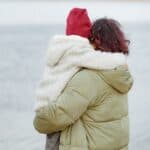 Φιάσκο Στην Ενίσχυση: Οι «Παγίδες» του Επιδόματος Θέρμανσης Αφήνουν τα Νοικοκυριά Στο Κρύο! Αγκαλιά σε νέους για την Κυκλική Δημοκρατία.