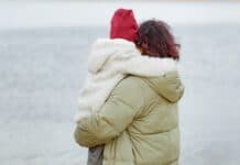 Φιάσκο Στην Ενίσχυση: Οι «Παγίδες» του Επιδόματος Θέρμανσης Αφήνουν τα Νοικοκυριά Στο Κρύο! Αγκαλιά σε νέους για την Κυκλική Δημοκρατία.