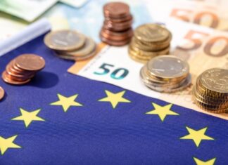 Η Ελλάδα των «ψίχουλων» και της τελευταίας θέσης – Ο κατήφορος της κυβέρνησης Μητσοτάκη Οικονομικά στοιχεία και ευρώ, εικόνα χρημάτων, Κυκλική Δημοκρατία.