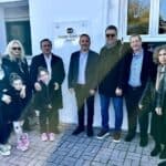 14/12/2025 – Επίσκεψη της ΚΥΚΛΙΚΗΣ ΔΗΜΟΚΡΑΤΙΑΣ στο «Παιδικό Χωριό SOS» Πλαγιαρίου Θεσσαλονίκης Ανθρώπινη ομάδα σε εκδήλωση Κυκλικής Δημοκρατίας.