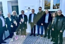 14/12/2025 – Επίσκεψη της ΚΥΚΛΙΚΗΣ ΔΗΜΟΚΡΑΤΙΑΣ στο «Παιδικό Χωριό SOS» Πλαγιαρίου Θεσσαλονίκης Ανθρώπινη ομάδα σε εκδήλωση Κυκλικής Δημοκρατίας.