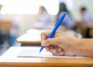 ΓΙΑ ΤΙΣ ΔΗΛΩΣΕΙΣ ΖΑΧΑΡΑΚΗ – ΟΙ ΠΑΝΕΛΛΑΔΙΚΕΣ ΕΞΕΤΑΣΕΙΣ ΔΕΝ «ΑΓΓΙΖΟΥΝ ΤΑ ΟΡΙΑ ΤΟΥΣ» – ΤΑ ΕΧΟΥΝ ΞΕΠΕΡΑΣΕΙ ΠΡΟ ΠΟΛΛΟΥ