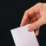 Η «ΚΥΚΛΙΚΗ ΔΗΜΟΚΡΑΤΙΑ» ΓΙΑ ΤΗ ΔΗΜΟΣΚΟΠΗ-ΚΟΛΑΦΟ – ΤΟ 72% ΤΩΝ ΠΟΛΙΤΩΝ ΚΑΤΑΓΓΕΛΛΕΙ ΤΗ ΚΥΒΕΡΝΗΣΗ